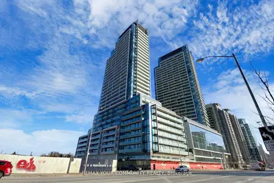 7 Golden Lion Heights Street N421, Toronto C14, On M2m 0c1