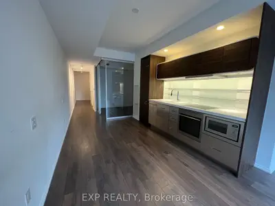 45 Charles Street E 612, Toronto C08, On M4y 0b8