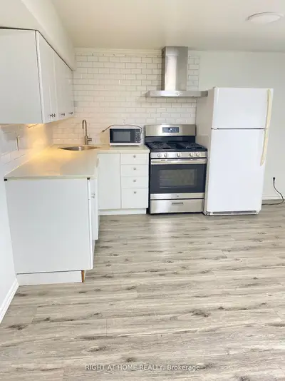 37 Clifton Avenue Bsmnt, Toronto C06, On M3h 4k9