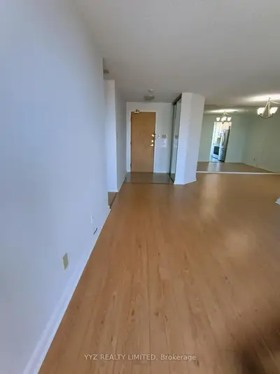 1101 Steeles Avenue W 1602, Toronto C07, On M2r 3w5