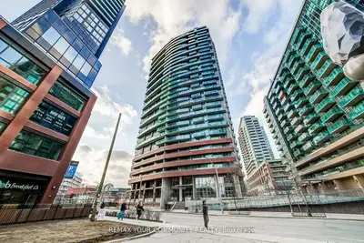 150 East Liberty Street Ph2, Toronto C01, On M6k 3r5