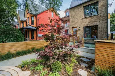 41 Northcote Avenue, Toronto C01, On M6j 3k2