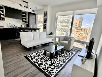 20 Edward Street 802, Toronto C01, On M5g 0c5