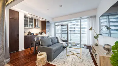 14 York Street 1101, Toronto C01, On M5j 0b1