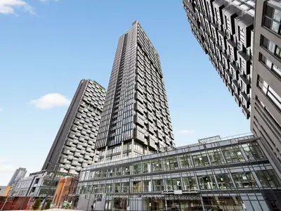 1 Quarrington Lane 3507, Toronto C13, On M3c 0s4