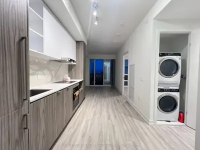 55 Cooper Street 5307, Toronto C01, On M5e 0g1