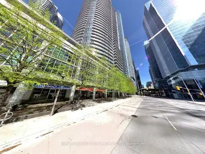 8 York Street 302, Toronto C01, On M5j 2y2