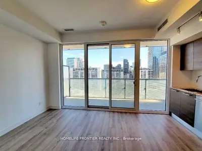 28 S Wellesley Street E 1503, Toronto C08, On M4y 0c4