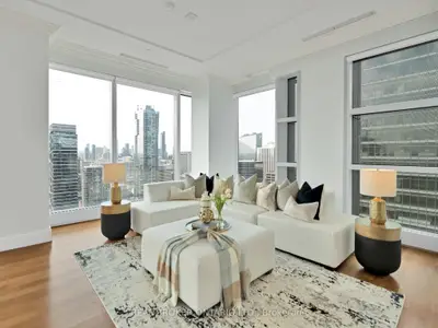 183 Wellington Street W 3803, Toronto C01, On M5v 0a1