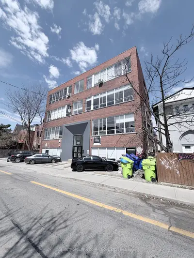 688 Richmond Street W 402, Toronto C01, On M6j 1c5