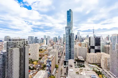 7 Grenville Street 4511, Toronto C01, On M4y 0e9