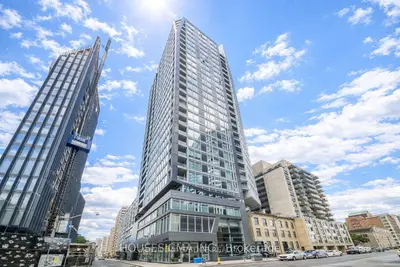 68 Shuter Street Ph 08, Toronto C08, On M5b 1b4