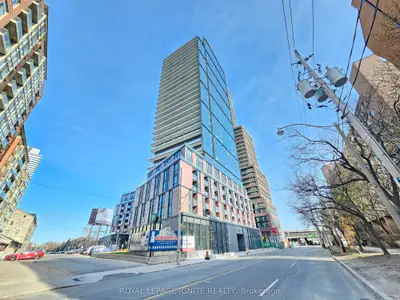 35 Parliament Street 2709, Toronto C08, On M5a 0z5