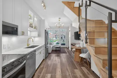 1005 King Street W 127, Toronto C01, On M6k 3m8