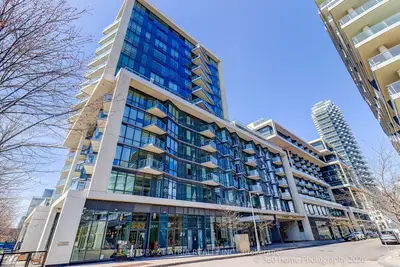 #905 15 Merchants' Wharf, Toronto C08, On, M5a 0n8