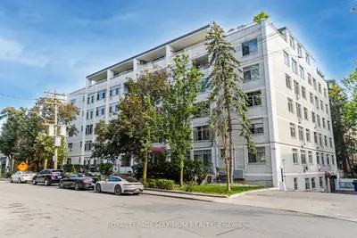 335 Lonsdale Road 407, Toronto C03, On M5p 1r4