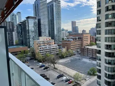 18 Maitland Terrace 1502, Toronto C01, On M4y 0h4