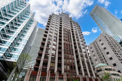 85 Bloor Street E 1912, Toronto C08, On M4w 3y1