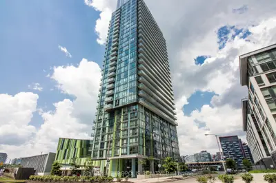 170 Fort York Boulevard 1702, Toronto C01, On M5v 0e6