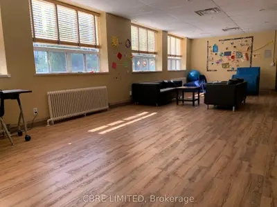 224 Merton Street, Toronto C10, On M4s 1a1