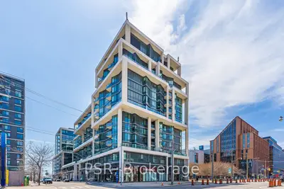 #733 15 Merchants' Wharf, Toronto C08, On, M5a 0n8