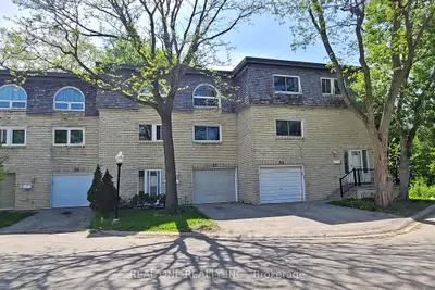 62 Courville Coach Way, Toronto C15, On M2j 3v5