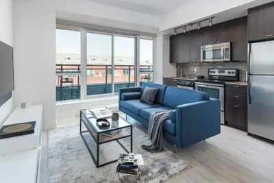 78 Tecumseth Street 601, Toronto C01, On M5v 0a9