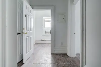 180 Sherbourne Street 301, Toronto C08, On M5a 2r7