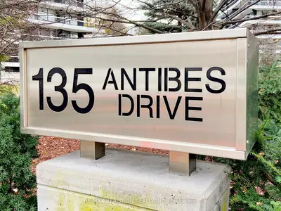 135 Antibes Drive 1706, Toronto, On M2r 2z1