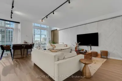 21 Nelson Street Lph01, Toronto C01, On M5v 3h9