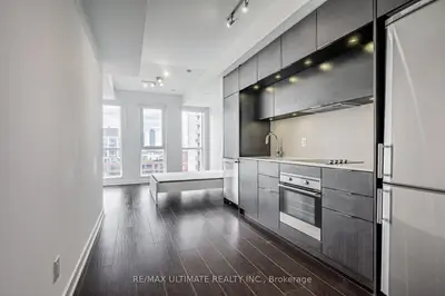 170 Sumach Street 1105, Toronto C08, On M5a 0c3