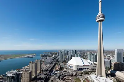 12 York Street 4906, Toronto C01, On M5j 2z2