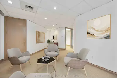 120 Carlton Street 419, Toronto, On M5a 4k2