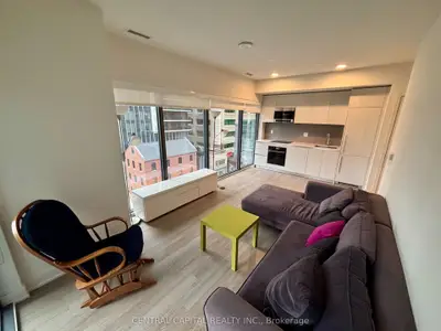 8 Cumberland Street 606, Toronto C02, On M4w 0b6
