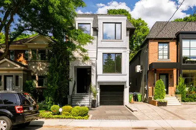 53 Castlewood Road, Toronto C04, On M5n 2l1