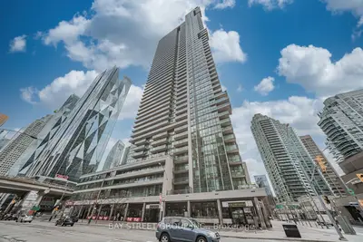 33 Bay Street 3606, Toronto C01, On M5j 2z3