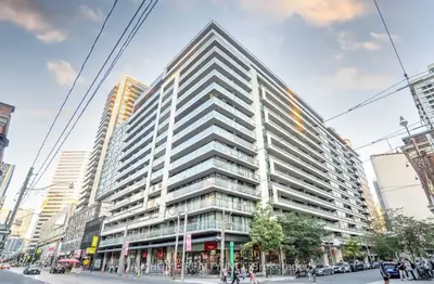 111 Elizabeth Street E 705, Toronto C01, On M5g 1p7