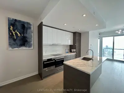 488 University Avenue 4003, Toronto C01, On M5g 0c1