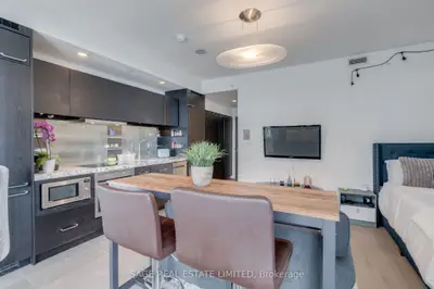 45 Charles Street E 4503, Toronto C08, On M4y 0b8