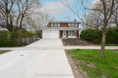 114 Old Sheppard Avenue Lower Unit, Toronto C15, On M2j 3l8