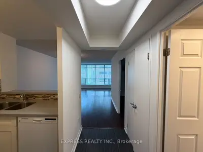 942 Yonge Street 903, Toronto C02, On M4w 3s8