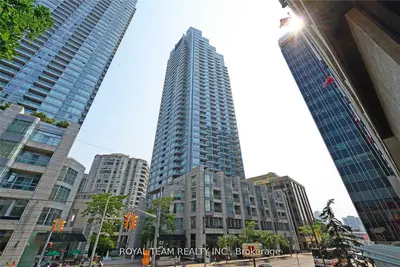 2181 Yonge Street 2312, Toronto C10, On M4s 2b1