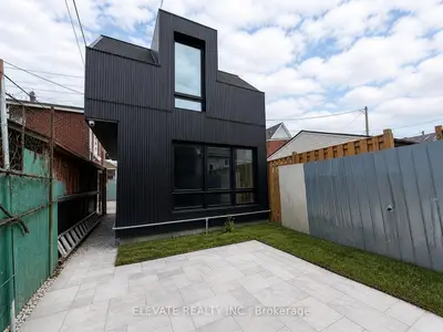 157 St Clarens Avenue Laneway, Toronto C01, On M6k 2s9