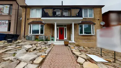 546 Eglinton Avenue E 5, Toronto C10, On M4p 1n9