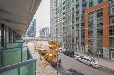 36 Lisgar Street 205, Toronto C01, On M6j 0c7
