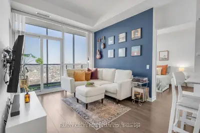 30 Ordnance Street 2704, Toronto C01, On M6k 0c8