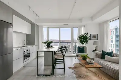 35 Tubman Avenue 1021, Toronto C08, On M5a 0t1