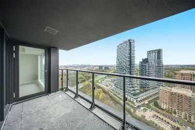 1 Quarrington Lane 2716, Toronto C13, On M3c 0s4