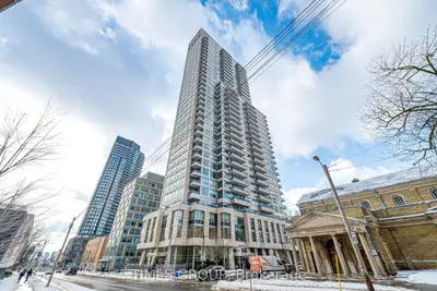 500 Sherbourne Street 2302, Toronto C08, On M4x 1l1