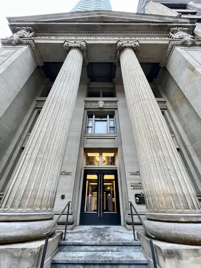 197 Yonge Street 3012, Toronto C08, On M5b 0c1